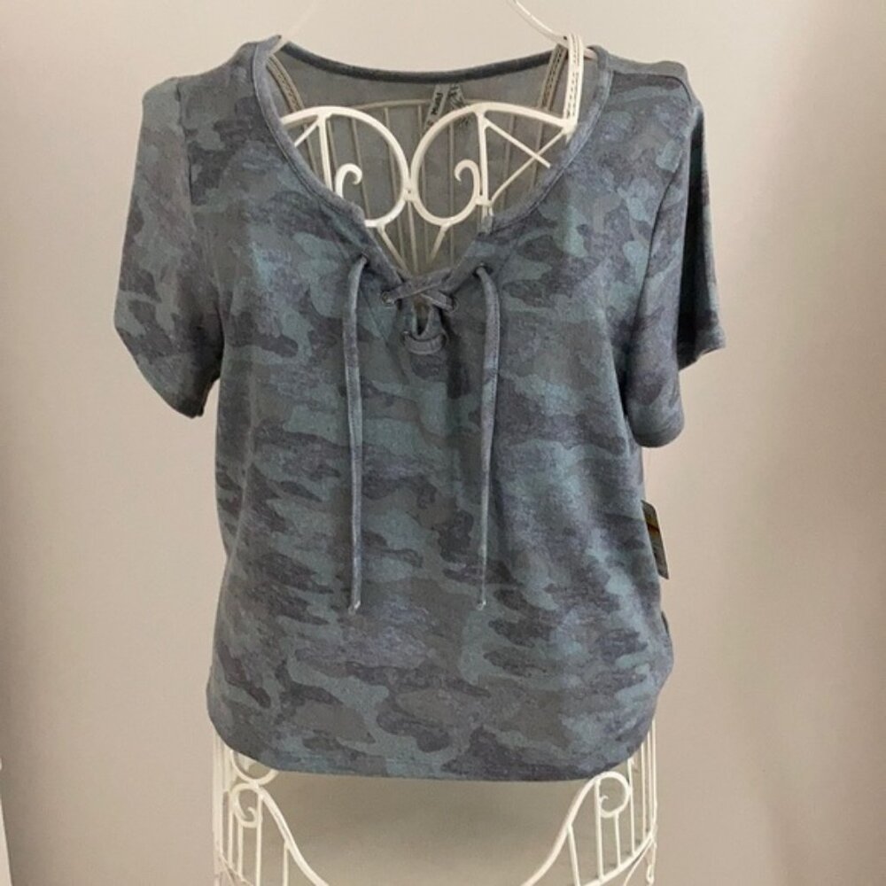 𝅺MUDD short sleeve top